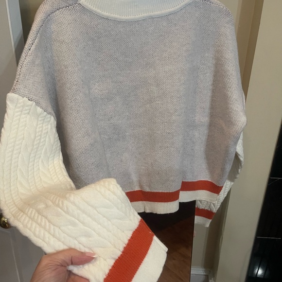 Sweater - Picture 2 of 4